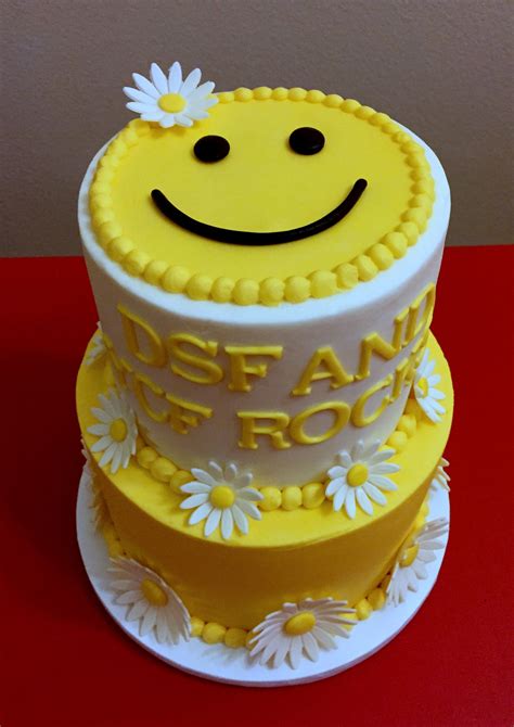 Sunshine Smiley Cake With Fondant Daisies Emoji Cake Savoury Cake Cake