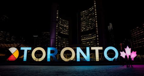 14 Awesome Things To Do In Downtown Toronto In 48hrs The Cutlery