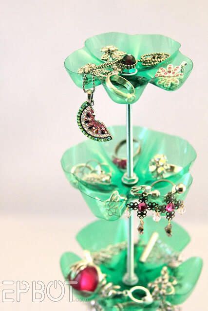 This Clever Recycled Jewelry Stand Is Made From Large Liter Water