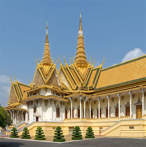 Royal Palace Phnom Penh Cambodia The Royal Palace In Phno Flickr