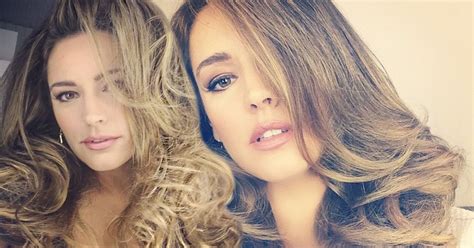 Kelly Brook Goes Blonde For Summer As She Shows Off New Flowing Locks