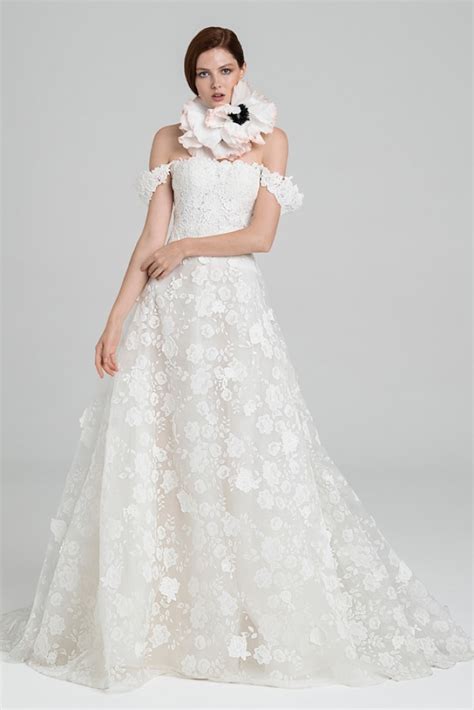 Store locations that sell the latest peter langner wedding dress collection, plus how much peter langner wedding dresses cost. Peter Langner Wedding Dresses for Fall 2020 | Dress for ...