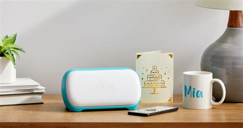 The New Cricut Joy is a Compact Machine Perfect for Quick, Everyday ...