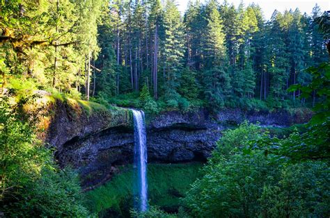 15 Beautiful Oregon Waterfalls To Visit Go Wander Wild