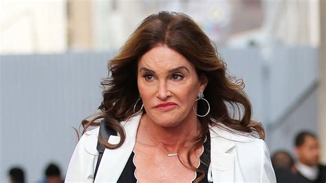 Oj Simpson Wants To Date Either Kris Or Caitlyn Jenner Once Hes Out Of