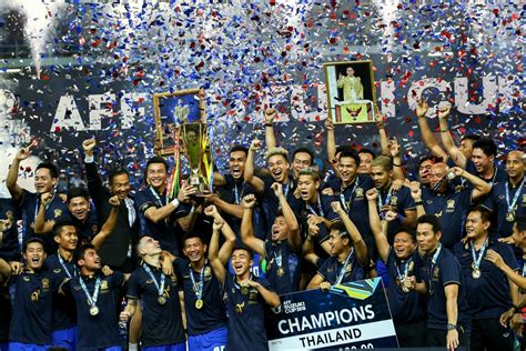 Aff suzuki cup 2010 (it); Thailand dedicate record 5th AFF Suzuki Cup title to King ...