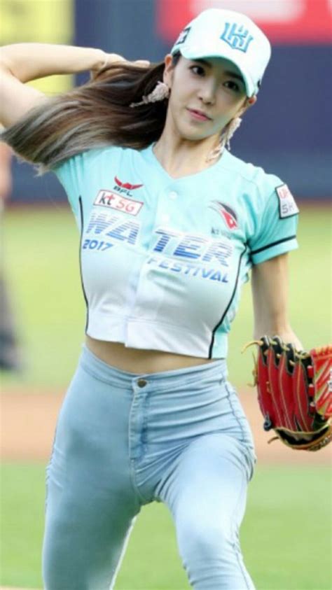 Pin On Asian Girls Baseball