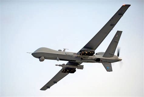 Le Royaume Uni remet à l Ukraine des drones de combat d une portée