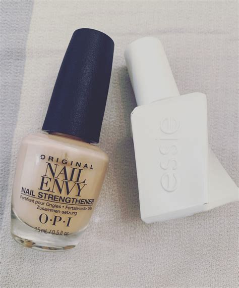 The Best Base Coat And Top Coat Canadian Beauty