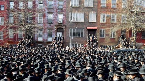 Brooklyn Orthodox Jewish Community In Mourning Bbc News
