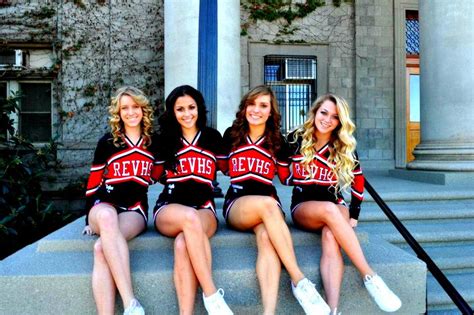 Pin By Saundra Marie On Livin The Sport Life Cheer Picture Poses Cheer Pictures Senior