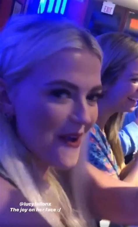 Inside Lucy Fallon S £7k A Week Barbados Holiday After She Quits Corrie Hot Lifestyle News