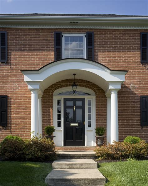 Refresh Your Entryway With These Colonial Front Door Collections Homesfeed