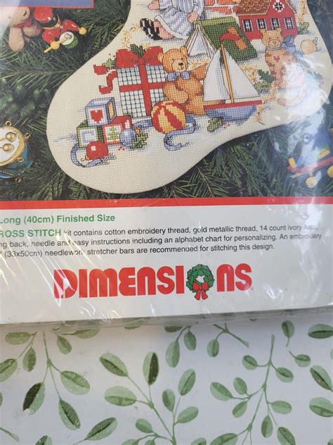 Kit Dimensions 8437 Santa In The Chimney Stocking Susan Winget 1993