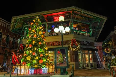 10 Best Places To Spend Christmas In Florida