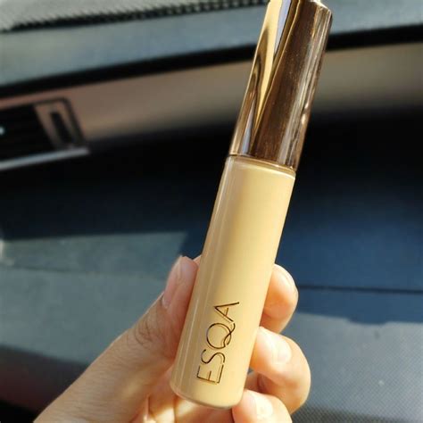 Esqa Flawless Liquid Concealer Beauty Review