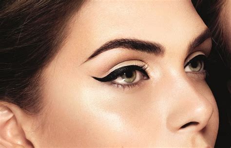 How To Do Winged Eyeliner Style Etcetera