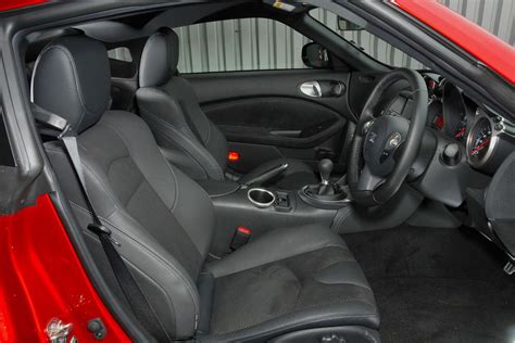 Nissan 370z Boot Space Size Seats What Car