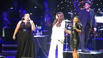 IDINA MENZEL- A Hand For Mrs. Claus - YouTube