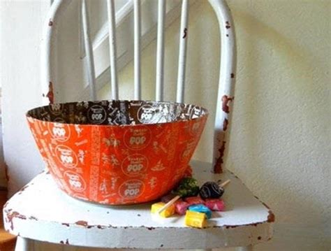 One 12 ounce bag makes about 14 to 16 wrappers. 11 Clever Candy Wrapper Crafts You Can Do After Binging on Halloween Chocolate « Halloween Ideas ...