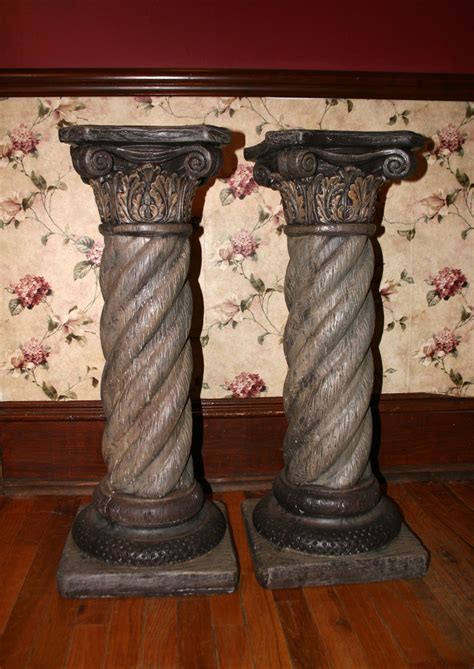 Plaster Columns Using Mostly Dry Brushing Technique For An Aged Look