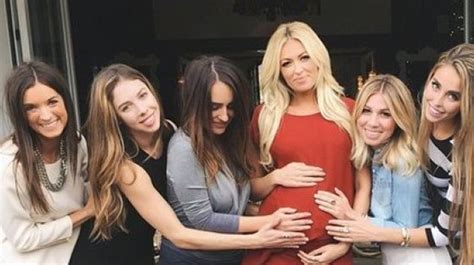 Paulina Gretzky Gets The Cutest Baby Shower T Huffpost Style