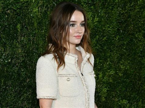 Kaitlyn Dever Measurements Bio Height Weight Shoe And Bra Size