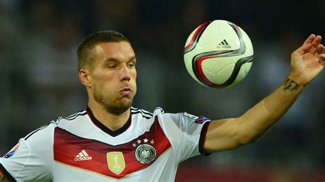 Dfb Rücktritt Kein Thema Für Lukas Podolski