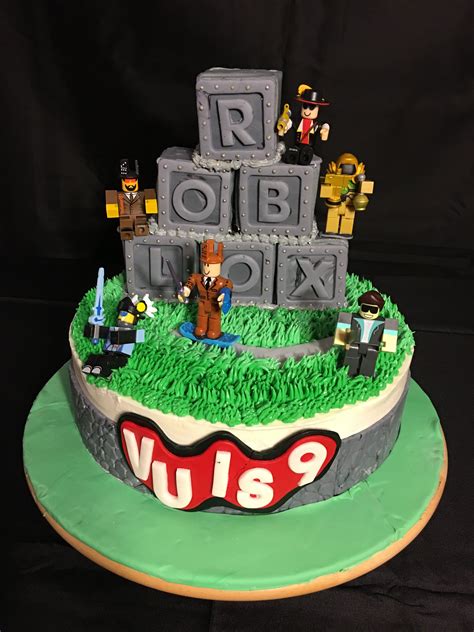 My efforts on a roblox birthday cake for my 10year old! 9th Birthday cake - Roblox birthday cake | Roblox birthday cake, 9th birthday cake, Birthday ...