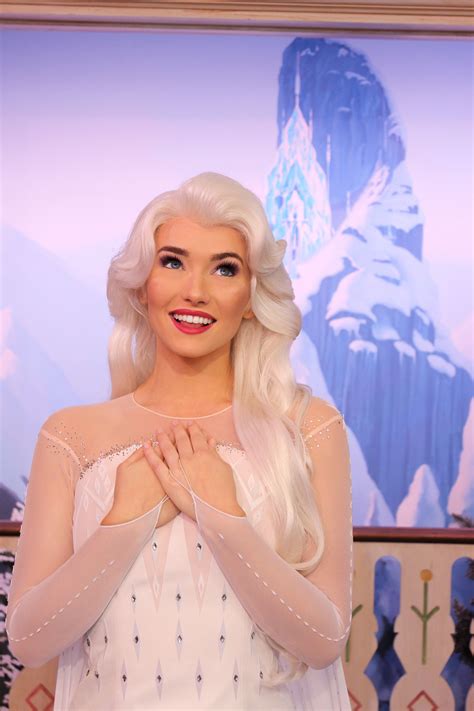 Frozen 2 Elsa Disney Face Characters Face Characters Elsa Face