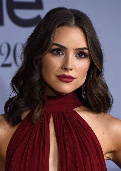 Olivia Culpo Wears Midi Skirt And Crop Top Combo For A Revamped Holiday