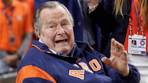 George Hw Bush Back In Texas ‘after A Very Special Summer In Maine