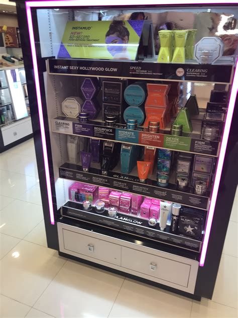 Pin By Jennifer Mercer On Visual Merchandising Pop Display Locker