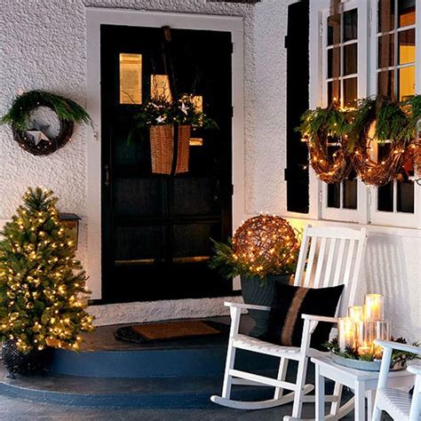 56 Amazing Front Porch Christmas Decorating Ideas In 2022 Outdoor
