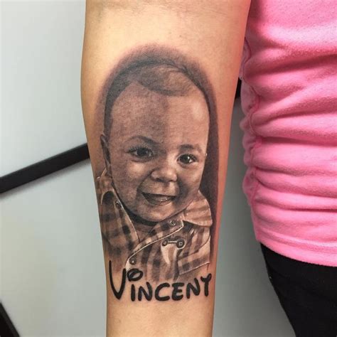 11 tattoos for moms who aren t afraid to show some ink covered skin mom tattoos tattoos face