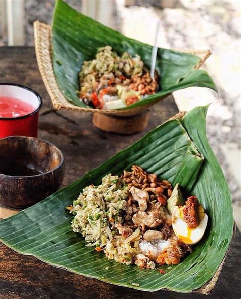 Pada prinsipnya semua makanan dan minuman yang asd di dunia ini halal semua. Makanan Halal di Bali | Fatiya Rahma Blog