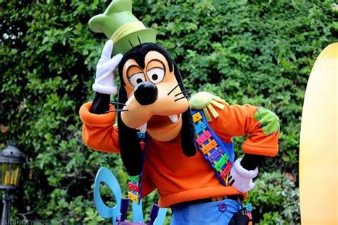 Pin By Mascotshows Steven On Goofy Character Mascot At