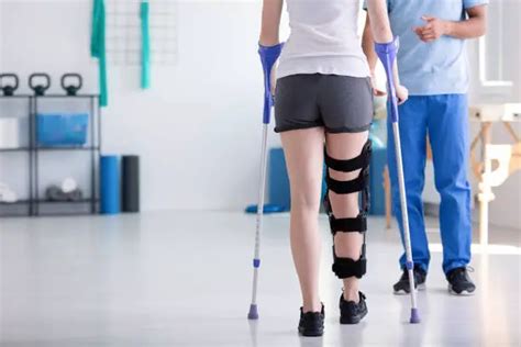 How To Walk With Your Crutches Without Getting Tired Comfy Empire
