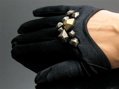 Nouveau Brass Knuckles Glove By Amazon Butterfly On Deviantart