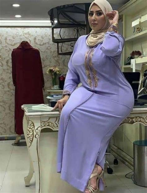 Stylish Curvy Model In Purple Dress