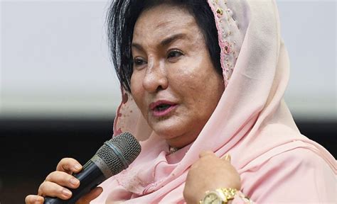 I am not against or you say biased in terms of any politicians in malaysia but ya everyone has their own view my views i am explaining. Rosmah Mansor Nasihat Wanita Buat Suami Bahagia