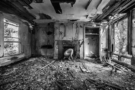 Bare Usa Photos Of Nude Women In Abandoned Buildings Across America By