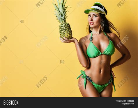 Young Beautiful Tanned Image And Photo Free Trial Bigstock