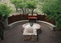 What's the best way to build a boma? Boma Braai | Backyard cottage, Backyard patio designs ...