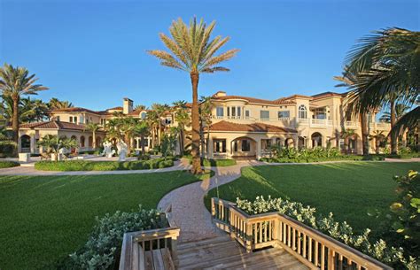 Are you looking for waterfront homes for sale? A Look At 3 Lavish Waterfront Mansions For Sale In Stuart ...