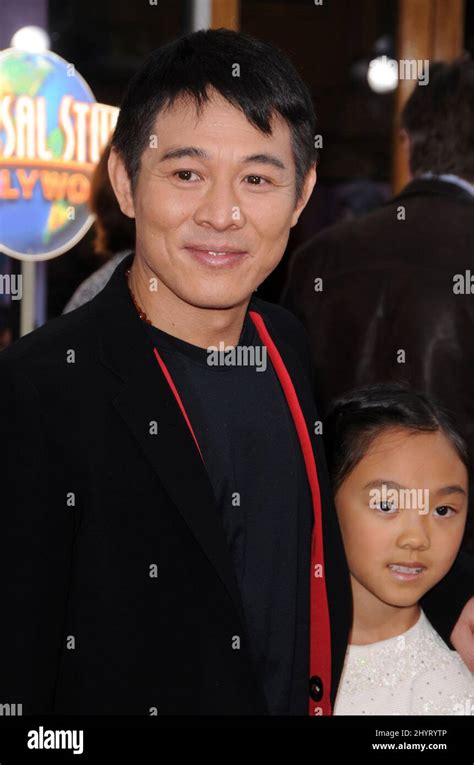 Jet Li And Daughter Jane Attending The The Mummy Tomb Of The Dragon
