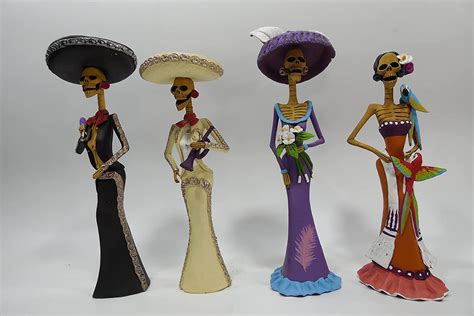 4 Catrina Set Mexican Folk Art Day Of The Dead Clay Figure