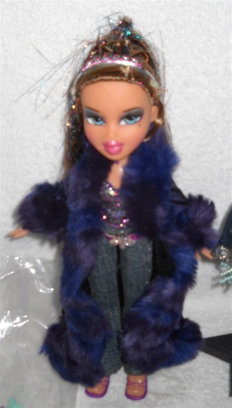 6579 New Displayed Bratz 2004 Yasmin New Years Celebratztion Doll Ebay