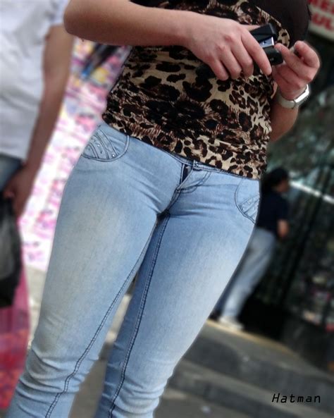 Mujeres Sexys Con Pantalon Apretado Mujeres Bellas En La Calle