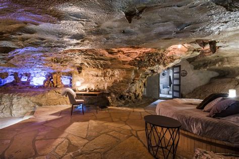 This Cave House In Arkansas Can Be Rented For 1600 Per Night